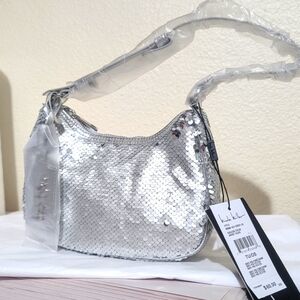 Nicole Miller NWT Silver Shimmer Sequin Purse